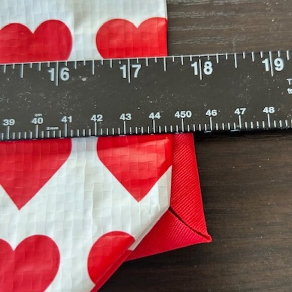 IKEA Vinterfint Heart Tote with matching Knolig Mini Tote Keychain! - Picture 8 of 11